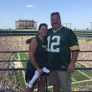 Meet your Posher, Wendy